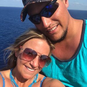 Meet your Posher, Shawn